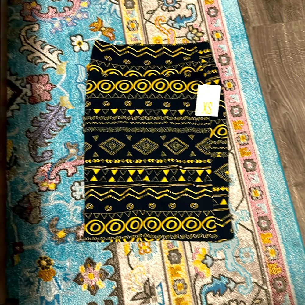Lularoe Cassie - xs new with tags